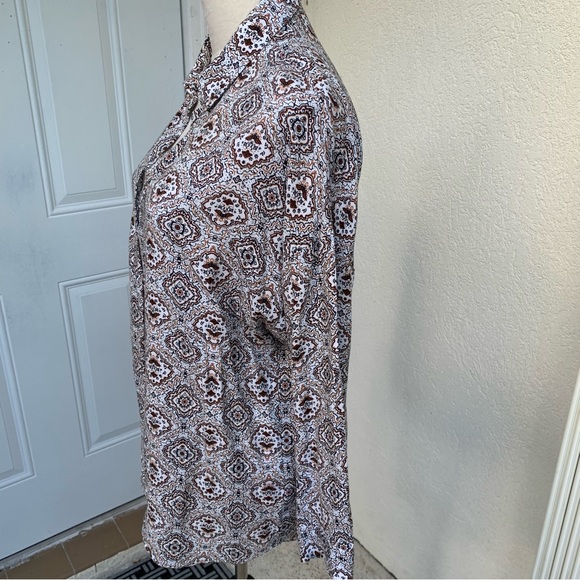 PRIMARK. Slip on Shirt. 3/4 Sleeves. Abstract design. 100% Viscose. Size… - Picture 3 of 9